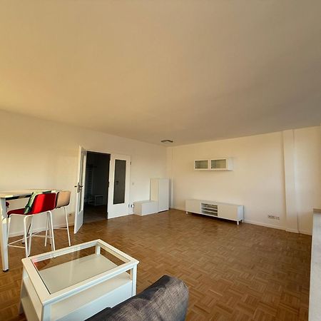 Modernes Apartment Duisburg-Mitte mit Balkon Exterior foto