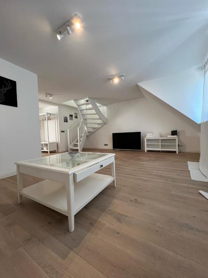 Modernes Apartment Duisburg-Mitte mit Balkon Exterior foto