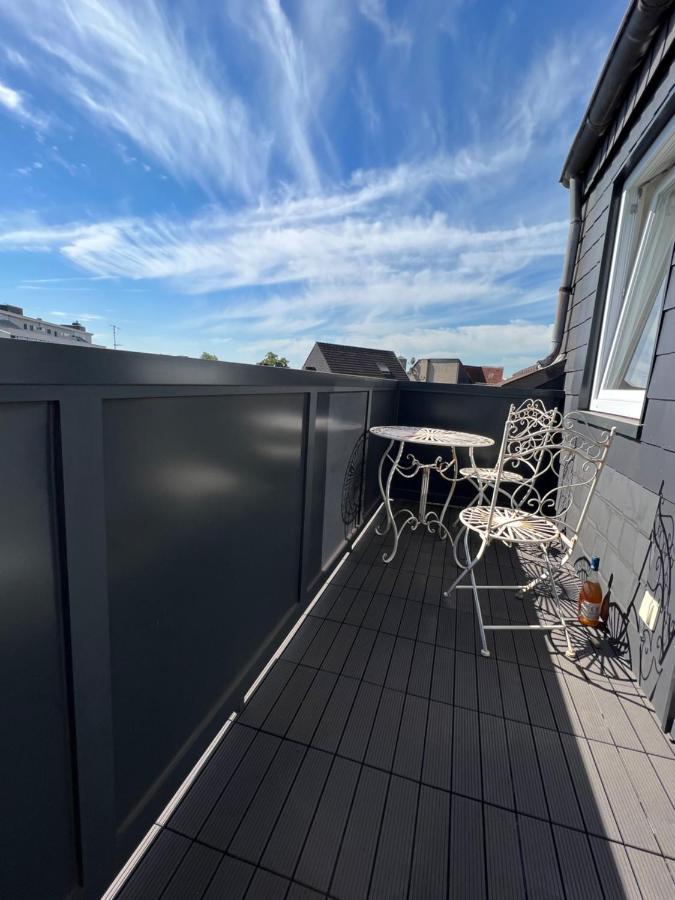 Modernes Apartment Duisburg-Mitte mit Balkon Exterior foto
