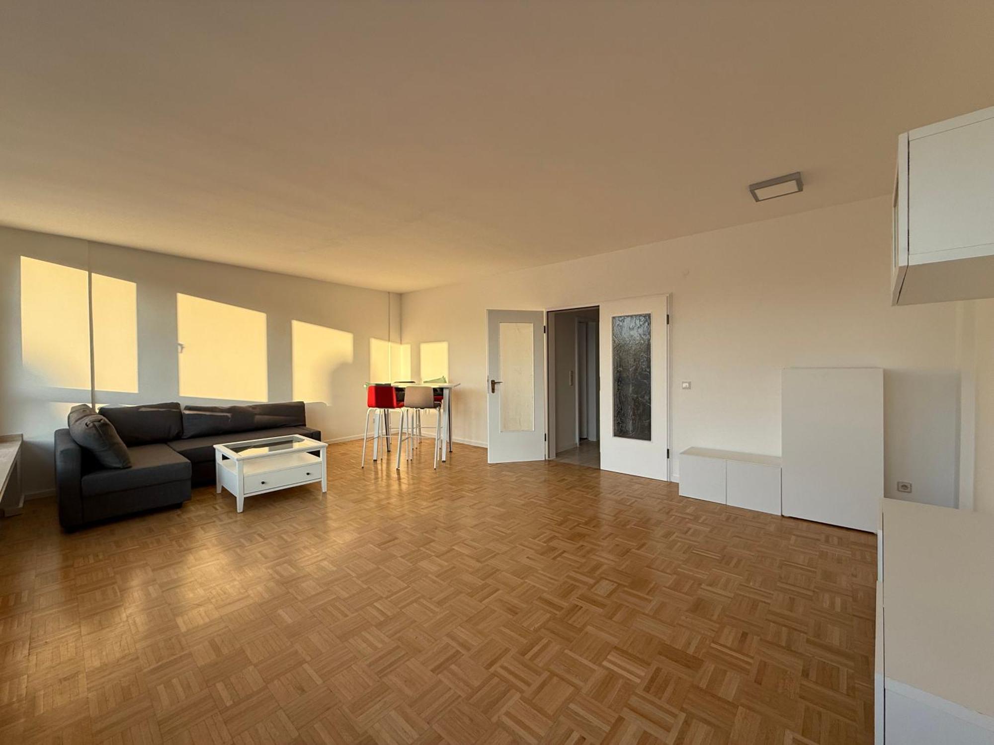 Modernes Apartment Duisburg-Mitte mit Balkon Exterior foto